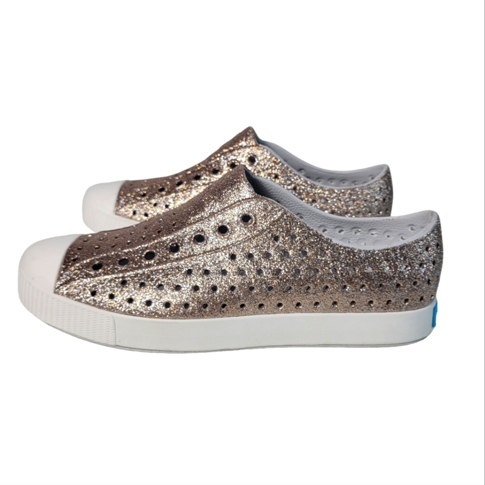 Native Jefferson Bling metallic slip on sneakers Size 7
